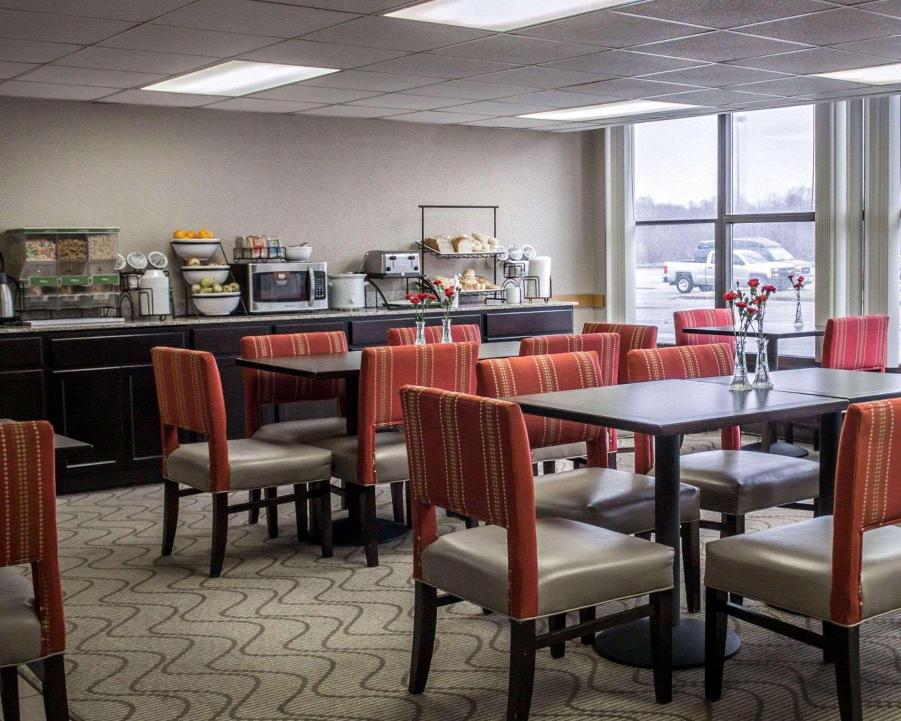 Comfort Inn Alliance Extérieur photo