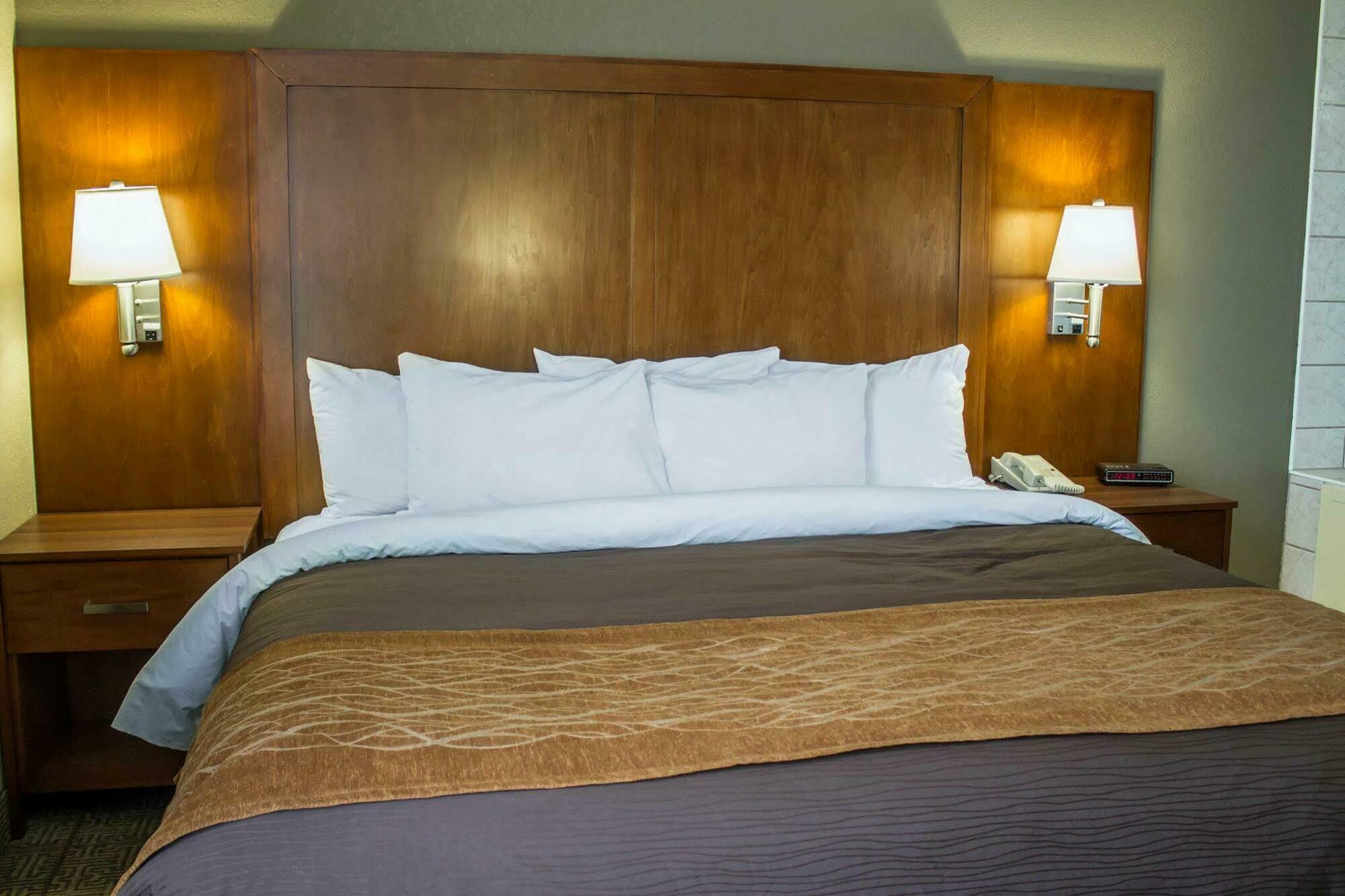 Comfort Inn Alliance Extérieur photo